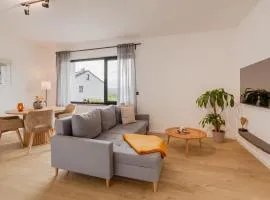 Bright Suite I Sauna I TV I Kitchen