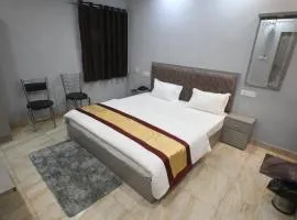 HOTEL SANDHYA PAYING GUEST HOUSe
