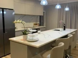 Modern room with great rates in Whanganui