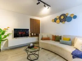 Salt & stone 1-BR Apartment In Batroun