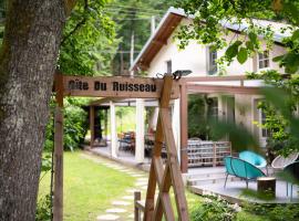 Gîte Du Ruisseau avec spa et pêche, hotel i Épinal