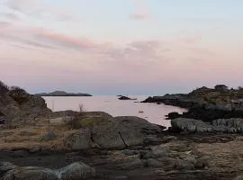 Cosy cottage by the sea, Ballstad