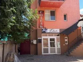 Zatishok Guest House