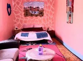 Rose Valley Clay House Stay