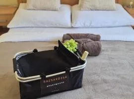 Bazsarózsa Apartmanok Csopak