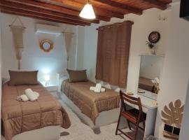 MMrooms Μονά κρεβάτια 2ος όροφος, hotell sihtkohas Tinos Town