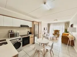 2 Bedroom The Blyde Crystal Lagoon Luxe