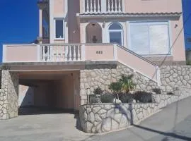 Apartmani Azik