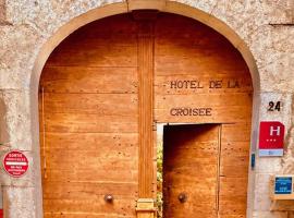 Hotel De La Croisée, hotel a Poncin