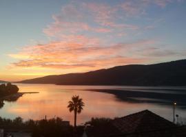 Apartments by the sea Marina, Trogir - 14191, hotel din Marina