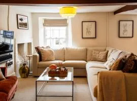 Cozy Cotswolds Getaway - heart of Chipping Norton