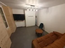 Maison 5 personnes 10 min CNPE Civaux Idéal prestataires WiFi Parking
