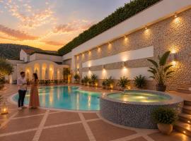 Virgilio Grand Hotel, hotel em Sperlonga