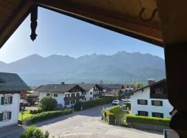 Alpenvilla Liboria Wallgau mit Sauna Garten und 5 Schlafzimmern