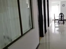 Moderno apartamento para huéspedes