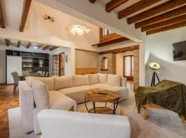 Villa Paradis - Grande demeure familiale proche Puy-du-Foυ
