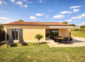 Maison Neuve Climatisée, Hotel in Carlux