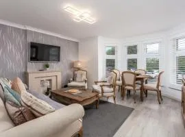 9A Millbrae - Donnini Apartments