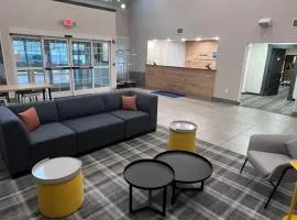 City Express by Marriott Louisville Southeast