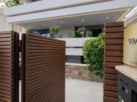 Vivo Apartments, hotell i Aten