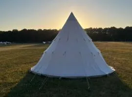 Glamping på stor og fredelig landejendom i Sydfyn