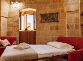 Arco, Historic Center, Nearby Parking, AC