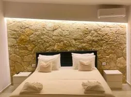 Luciano Rooms