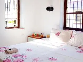 Rise And Shine Rooms Korca