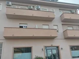 Life Hotel