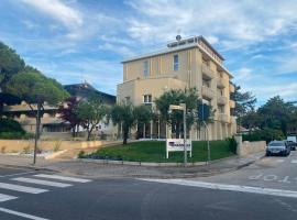 Hotel Dépendance Nazionale, hotel di Lignano Sabbiadoro