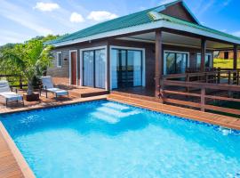 KoKo Beach - Wooden Green House, hotel a Vila Praia Do Bilene
