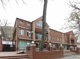 Отель Семь Сезонов