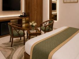Hotel YshBellemount Sutes NearDelhi Airport - Free Airport Pickup & Drop, hotel a Nuova Delhi