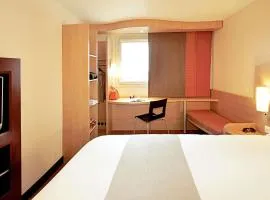 Ibis Oviedo