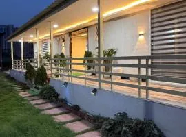 oliv Faram house