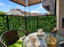 Ohrid Center SkyFall Apartment Free Parking Near Lake & Old Town