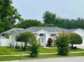 Cozy and Comfortable Spacious Home 3-Bed 2-Bath Sleeps 7