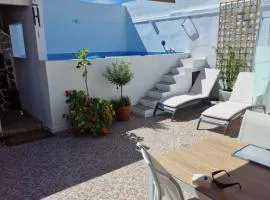 Gemütliches Gästezimmer mit Patio und Pool im historischen Zentrum von Güímar
