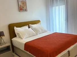 Refined, bright and comfortable apartment