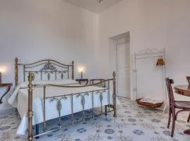Lumina Two Suites in Historic Villa near Pompeii