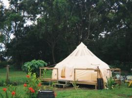 North Shore Glamping Camping Laie, Oahu, Hawaii, Hotel in Laie