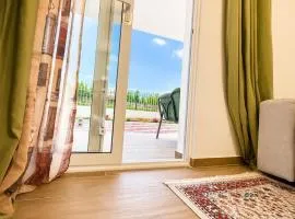 Aisha Apartment