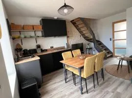 Namthalé - appartement cosy avec vue partielle mer