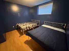 Surrey Central Stay - King George Blvd - Free Parking