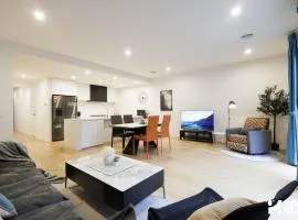 KozyGuru | Burwood East | Quiet & Stylish Retreat