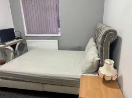 The Trio-Room
