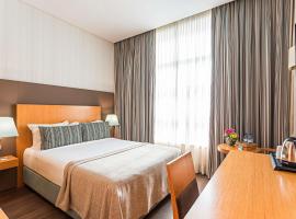 Mercure Lisboa Almada, hotel i Almada