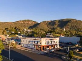 Kandos Hotel