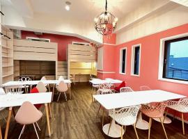 Cafe&Hostel Kimi to Ichigo, hotell i Osaka