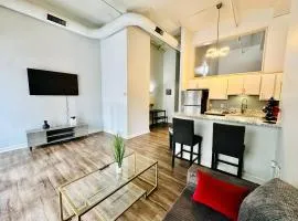 King Suite on The Circle by Convention Center